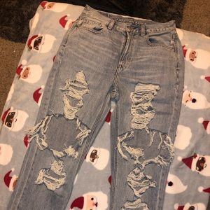 American eagle mom jean